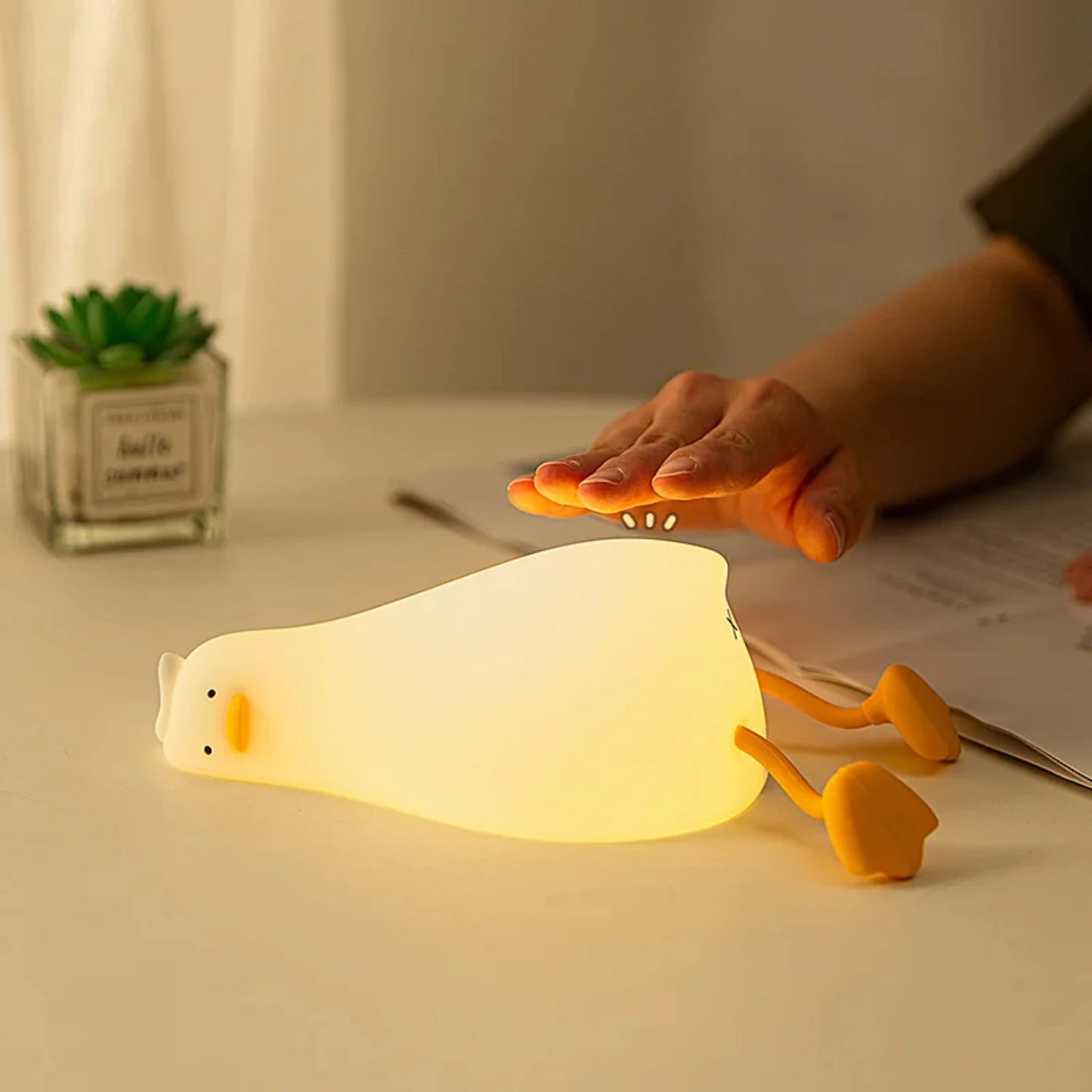 Duck-Shaped Rechargeable Night Light For Kids